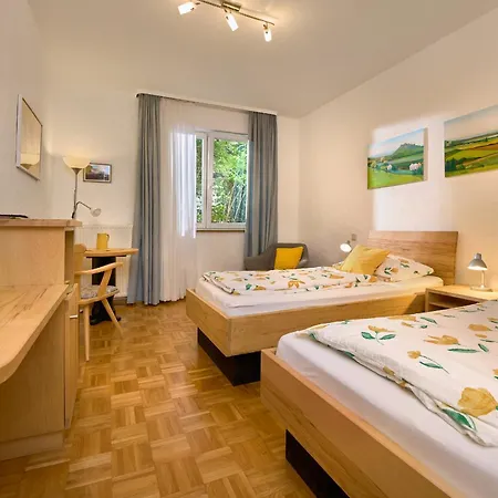 Hotel-bio Am Felsenkeller *